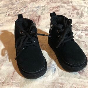 UGG Toddlers Black Suede Boots 10173201